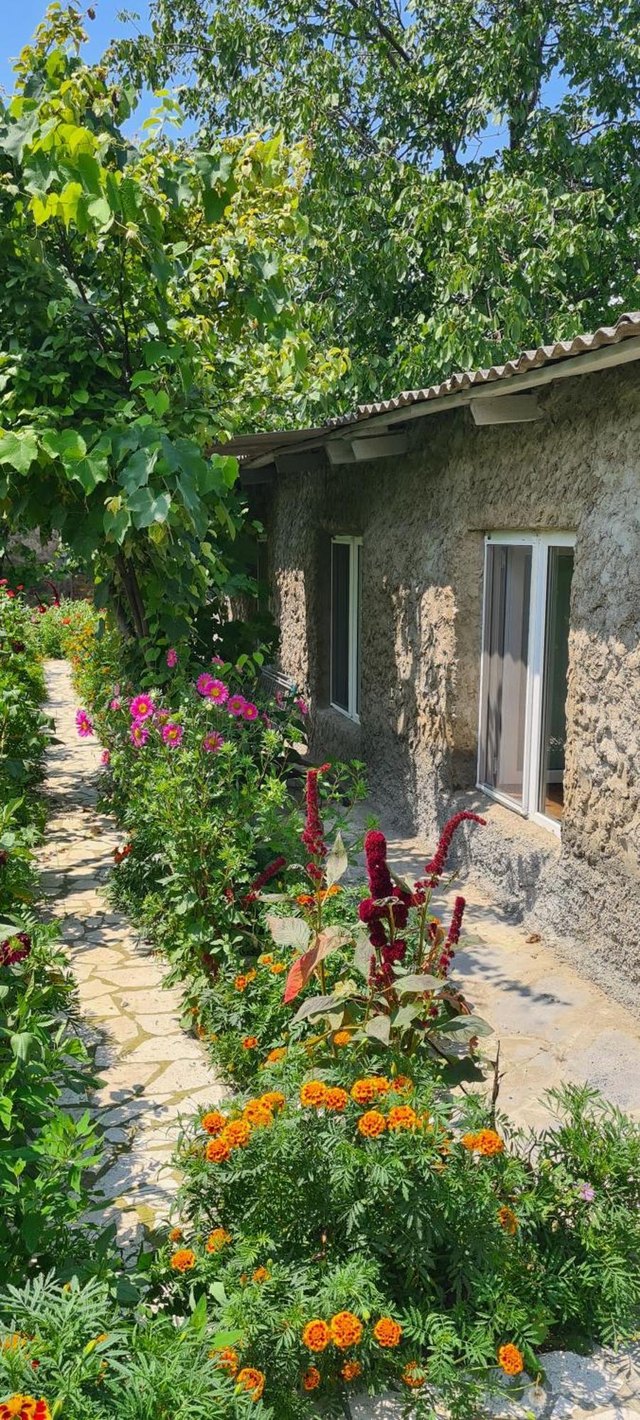 "Budur" Guest House Gandzakar Luaran gambar
